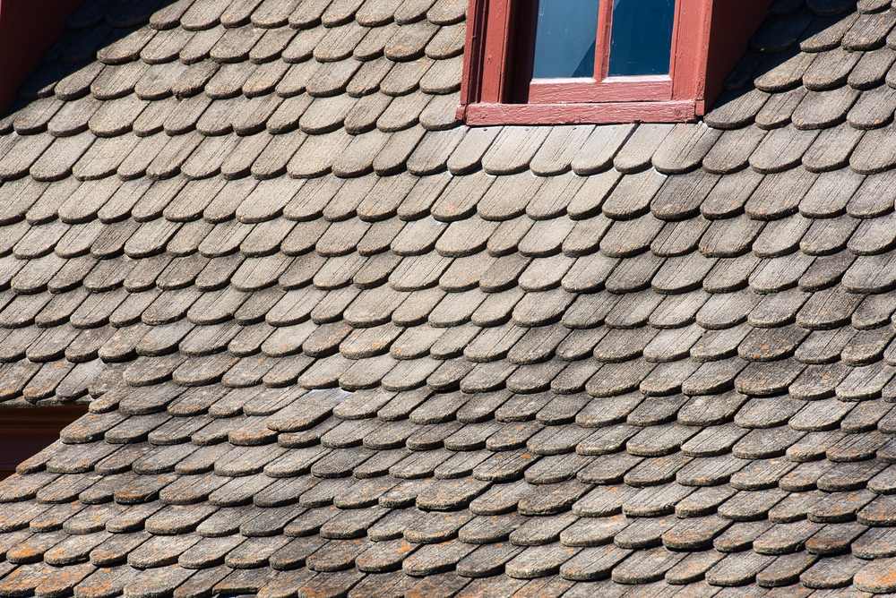 A wood shake roof.
